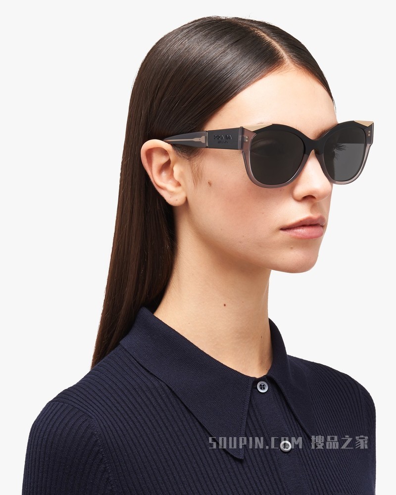 Prada Monochrome 太阳镜