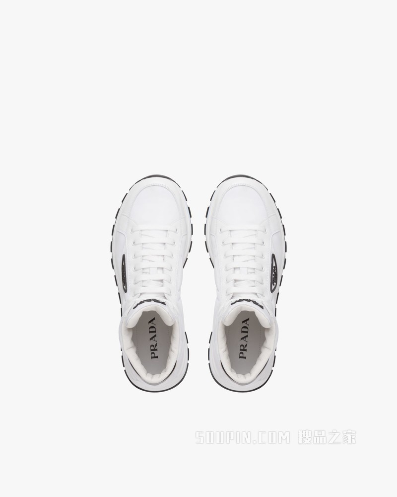 Prada PRAX 01 Re-Nylon 再生尼龙和亮面皮革运动鞋