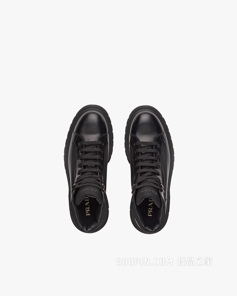 亮面皮革和织物短靴