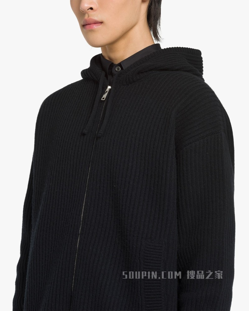 羊毛和羊绒针织帽衫