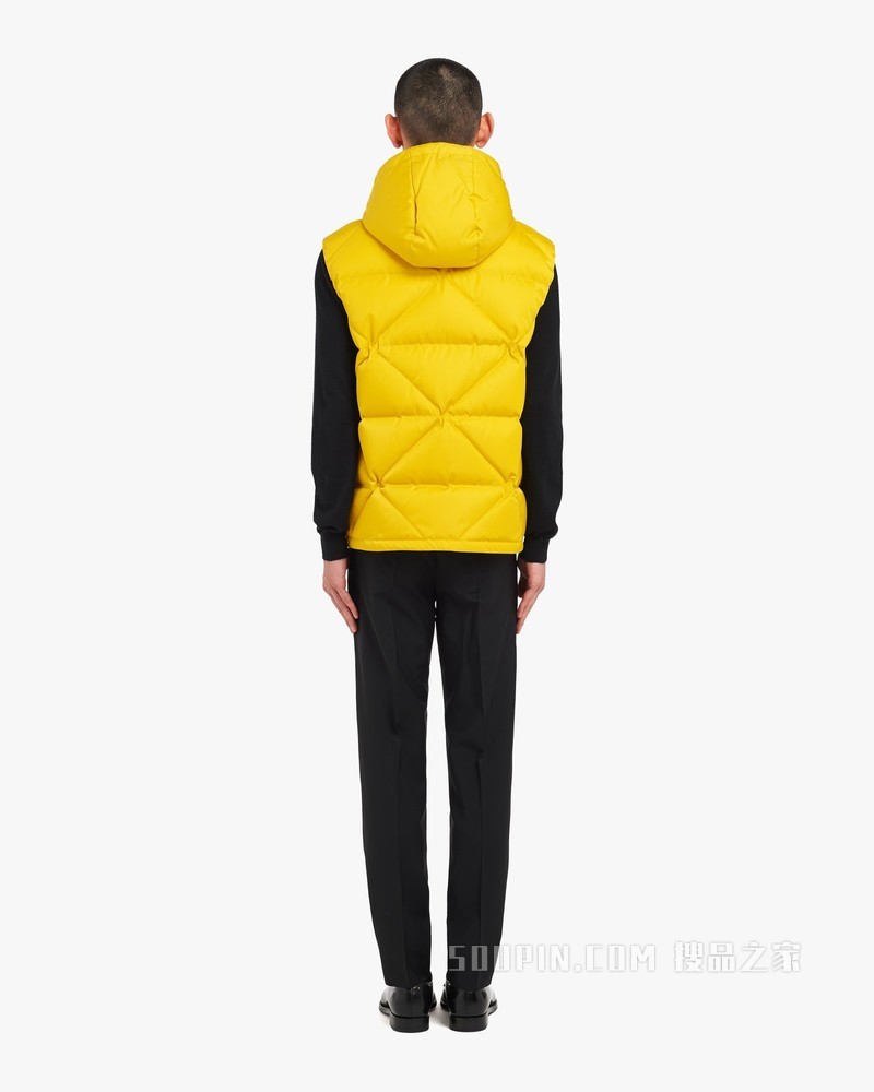 Re-Nylon 再生尼龙羽绒背心外套