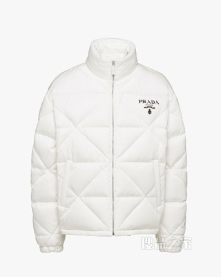 Re-Nylon 再生尼龙羽绒外套