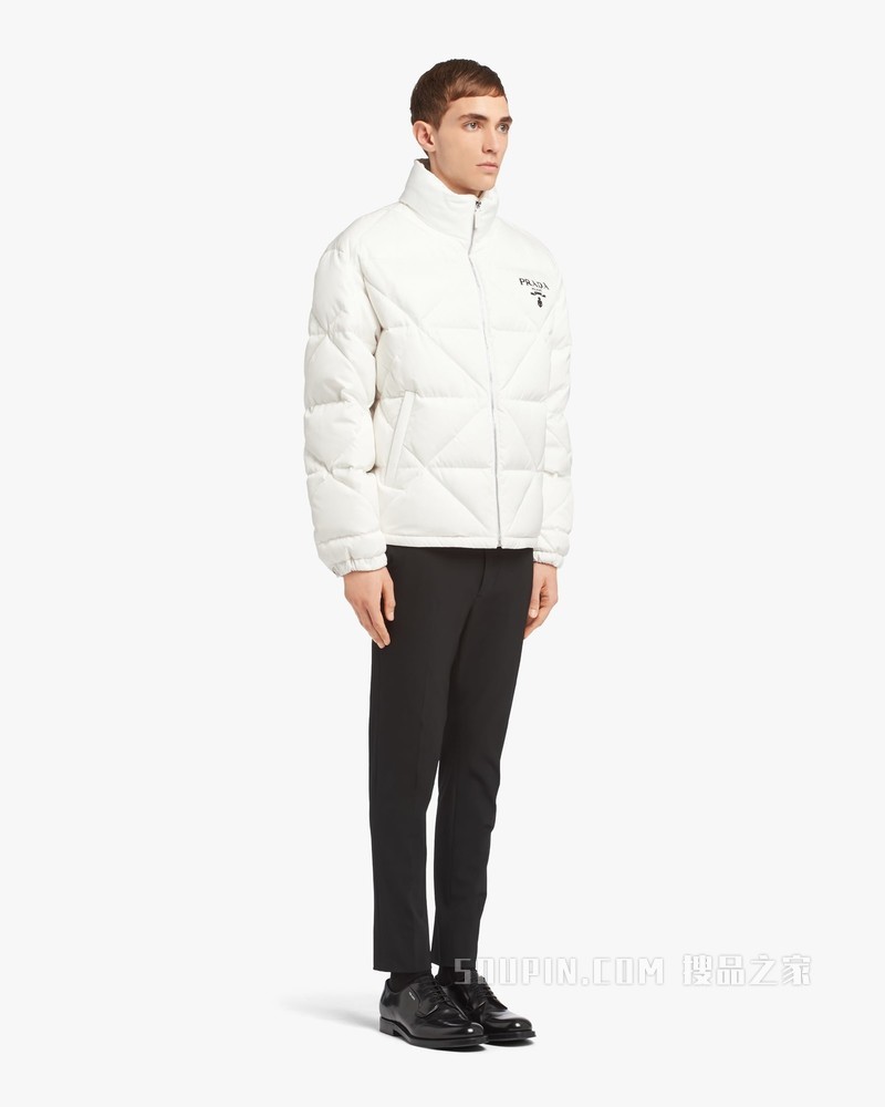 Re-Nylon 再生尼龙羽绒外套