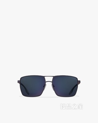 Prada Linea Rossa Eyewear 系列太阳镜