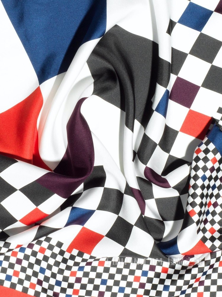 Final Lap Scarf 70
