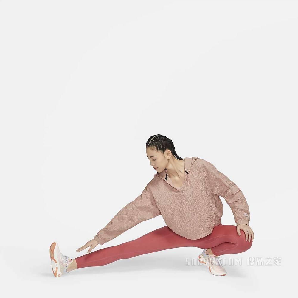 Nike Icon Clash 女子跑步梭织套头上衣