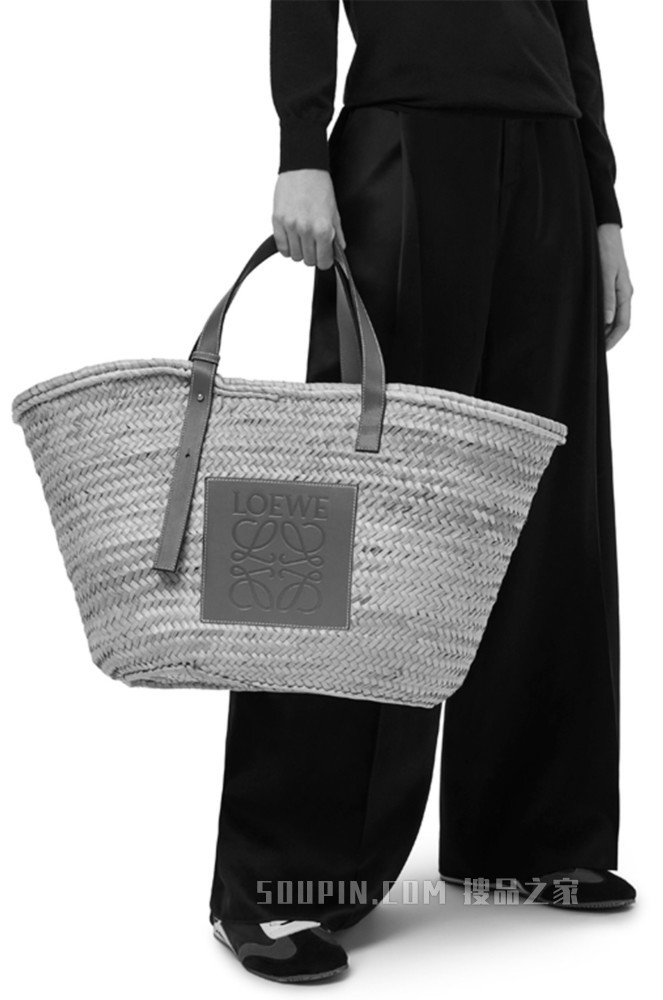 大号棕榈叶和牛皮革 Basket 手袋