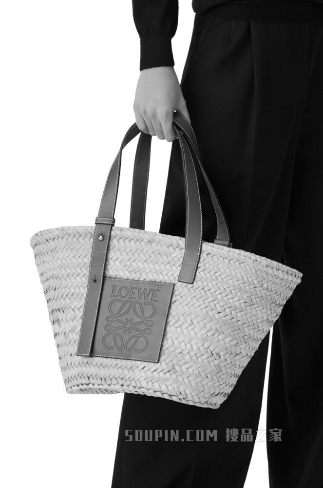 棕榈叶和牛皮革 Basket 手袋