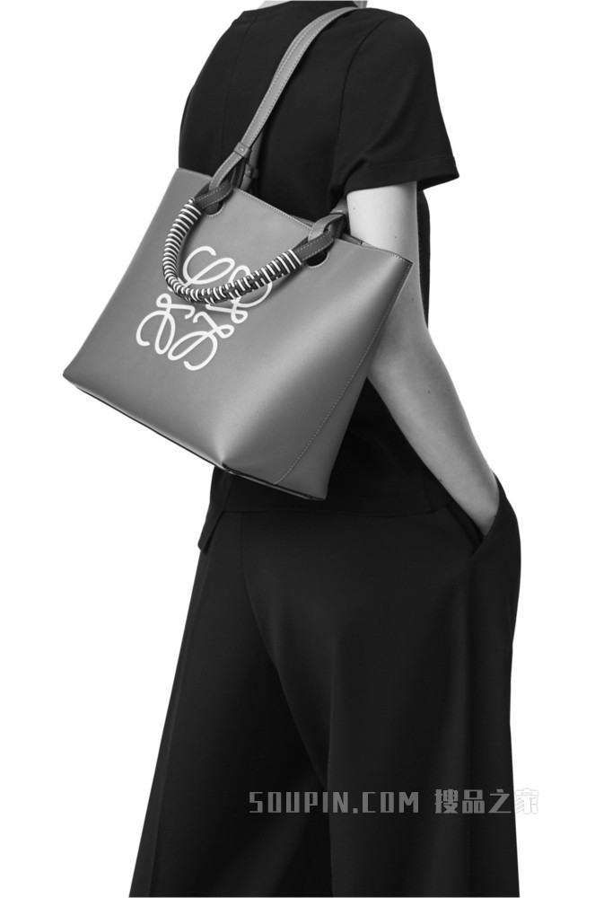 小号经典牛皮革 Anagram Tote 手袋