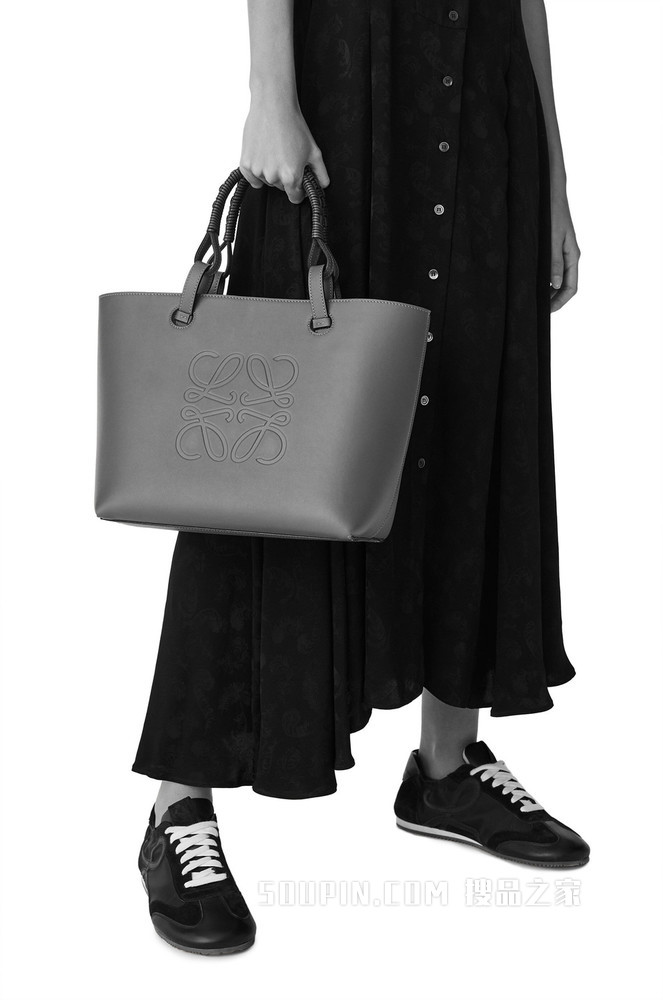 小号粒面牛皮革 Anagram Tote 手袋