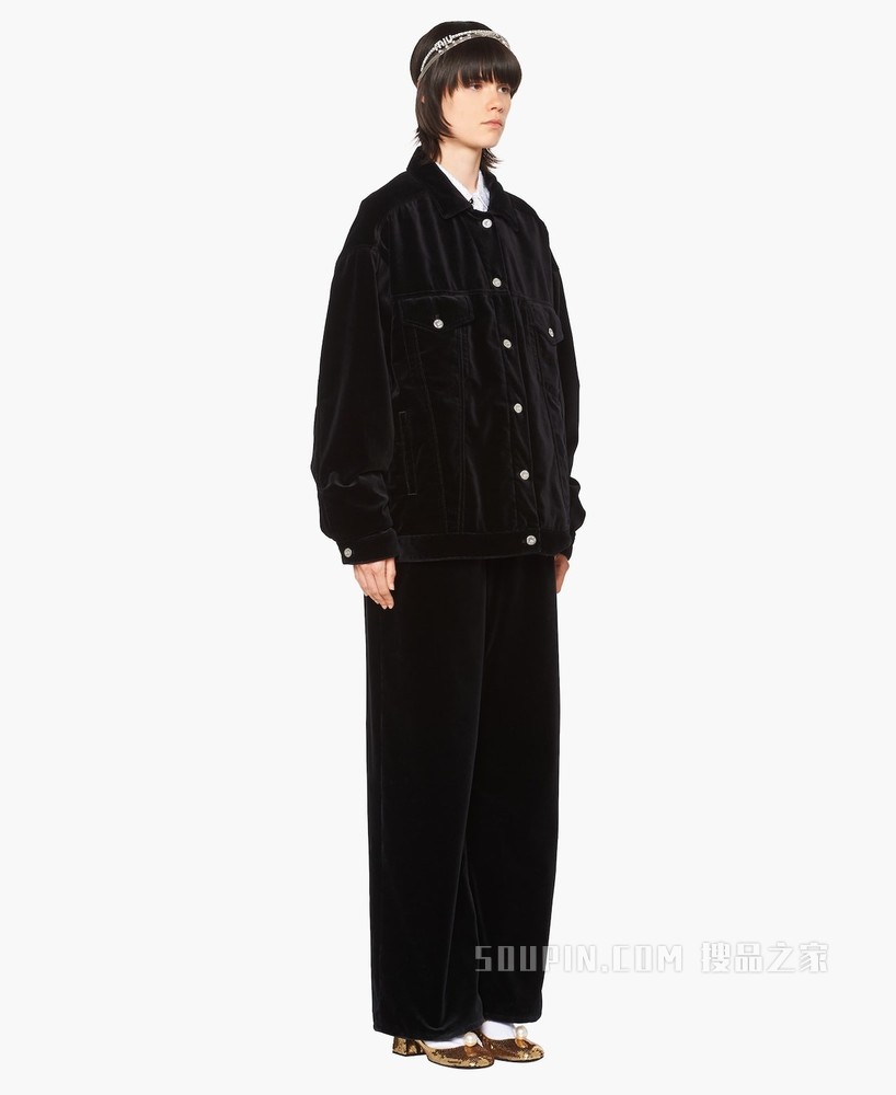 天鹅绒夹克