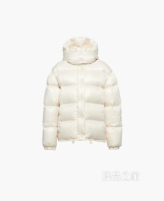 尼龙羽绒外套