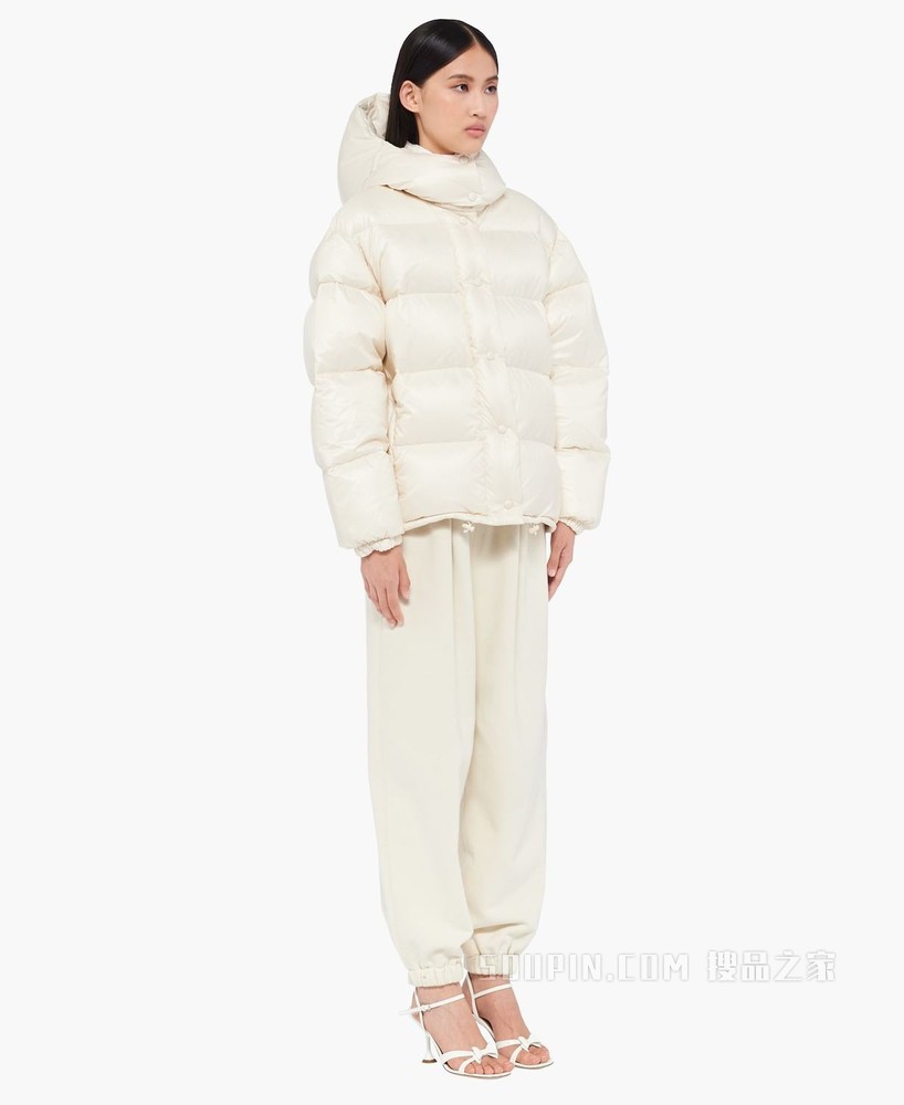 尼龙羽绒外套