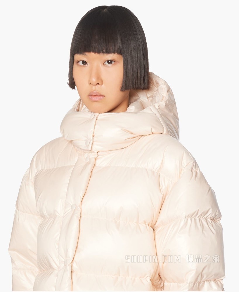 尼龙羽绒外套