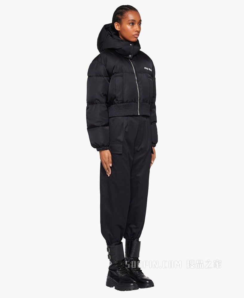 短裁尼龙羽绒外套
