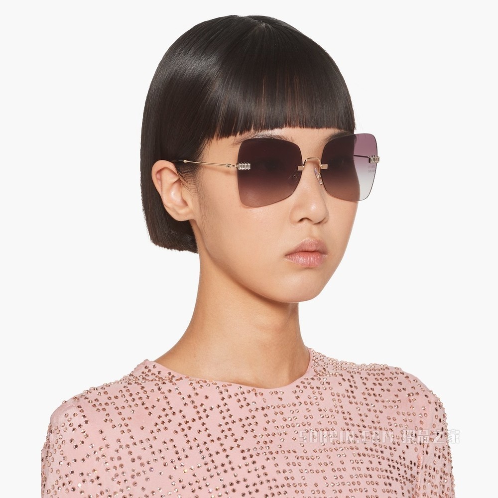 Miu Miu Manière 太阳镜