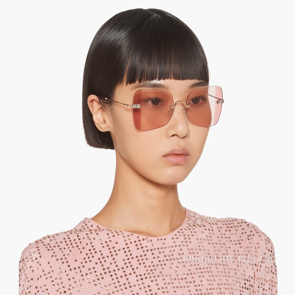 Miu Miu Manière 太阳镜
