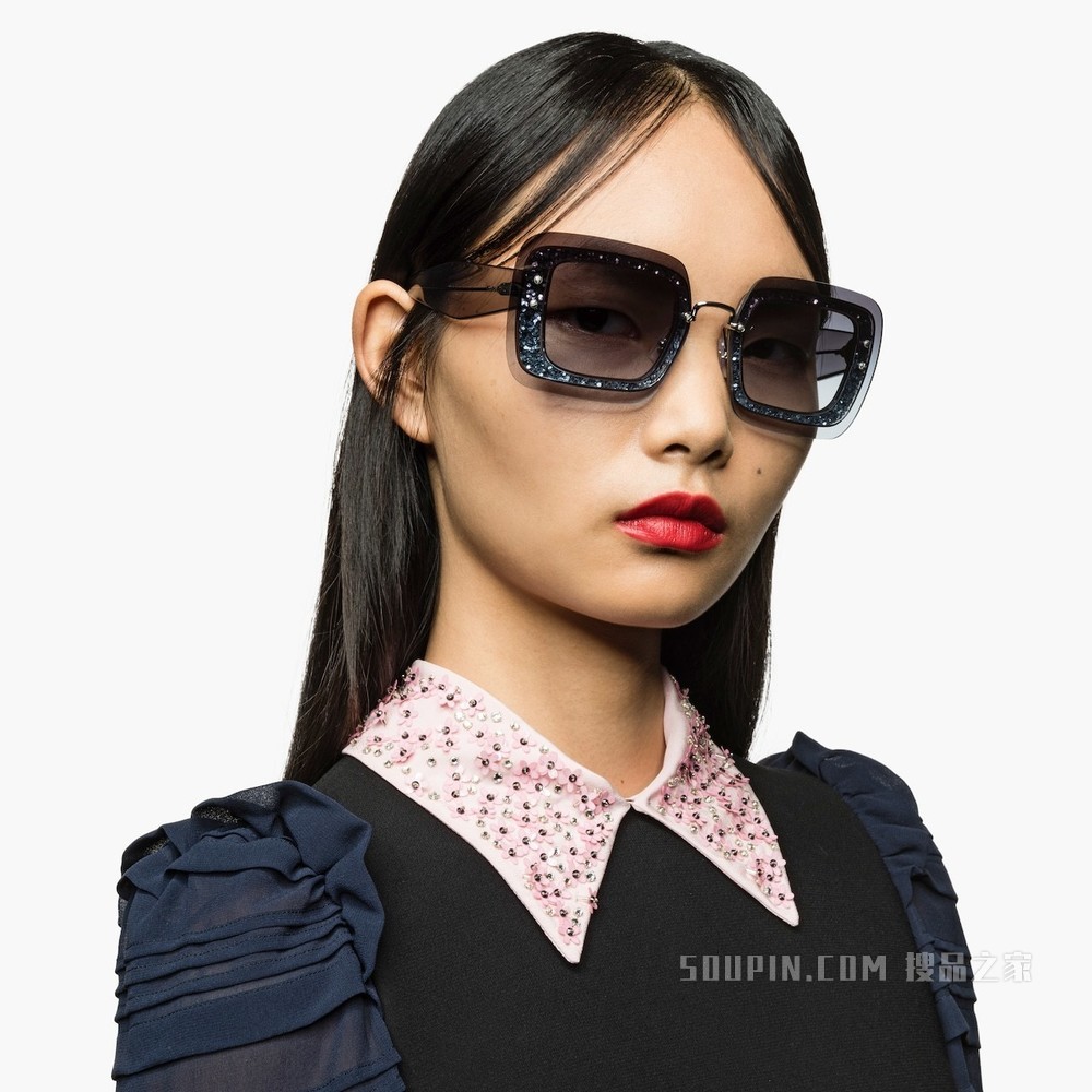 Miu Miu Reveal 方形眼镜