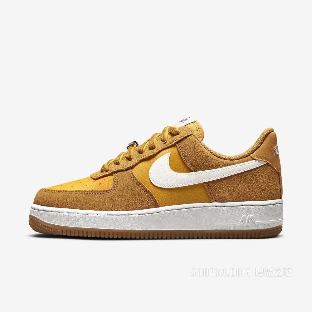 Nike Air Force 1 '07 SE 女子运动鞋