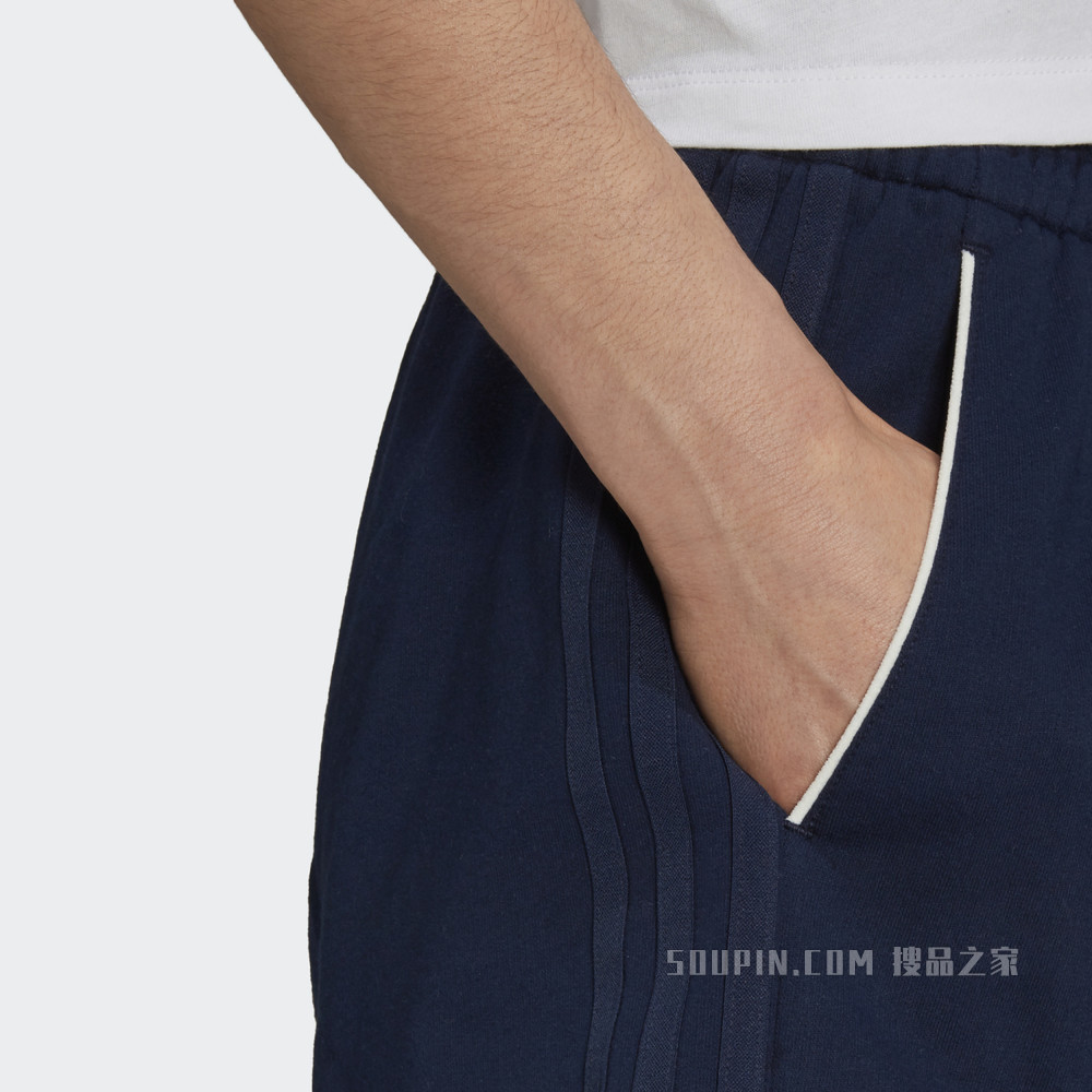 3 STRIPES SHORT 夏季运动短裤