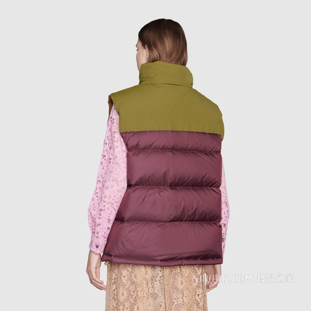 The North Face x Gucci联名系列羽绒马甲 酒红色和绿色
