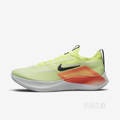 Nike Zoom Fly 4 男子跑步鞋