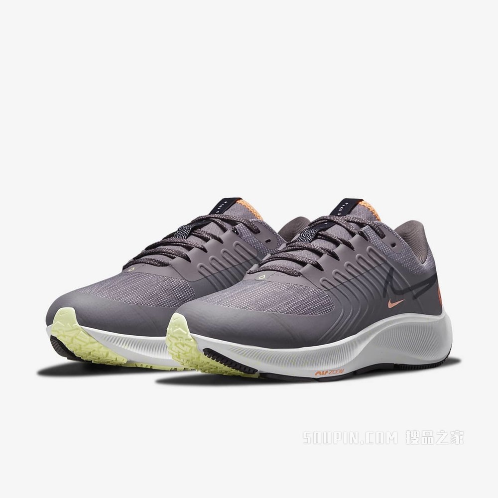 Nike Air Zoom Pegasus 38 Shield 女子跑步鞋