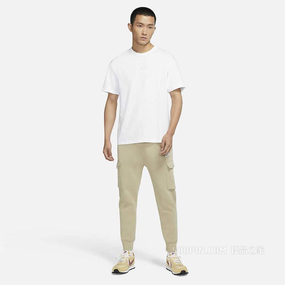 Nike Sportswear Premium Essentials 男子T恤