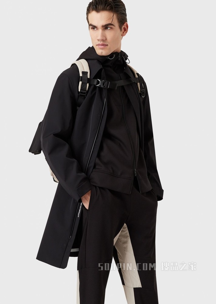 Travel Essentials系列卫裤 | Emporio Armani