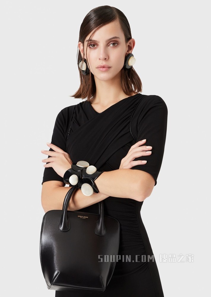 la Prima可拆卸肩带皮革背提包 | Giorgio Armani