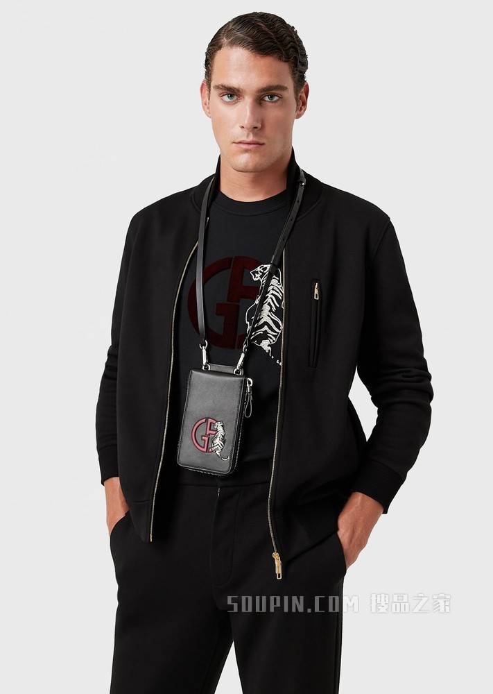 新春系列老虎图案皮革手机包 | Giorgio Armani