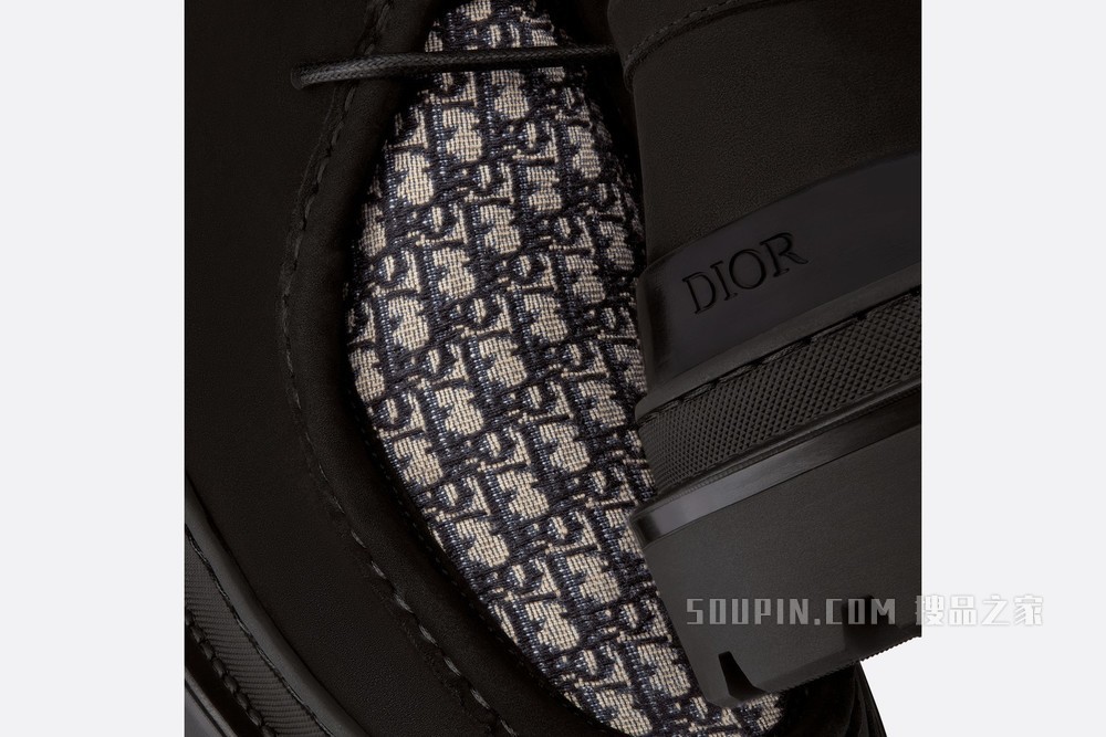 Dior Explorer 船鞋 黑色磨砂牛皮革搭配米色和黑色 Oblique 印花
