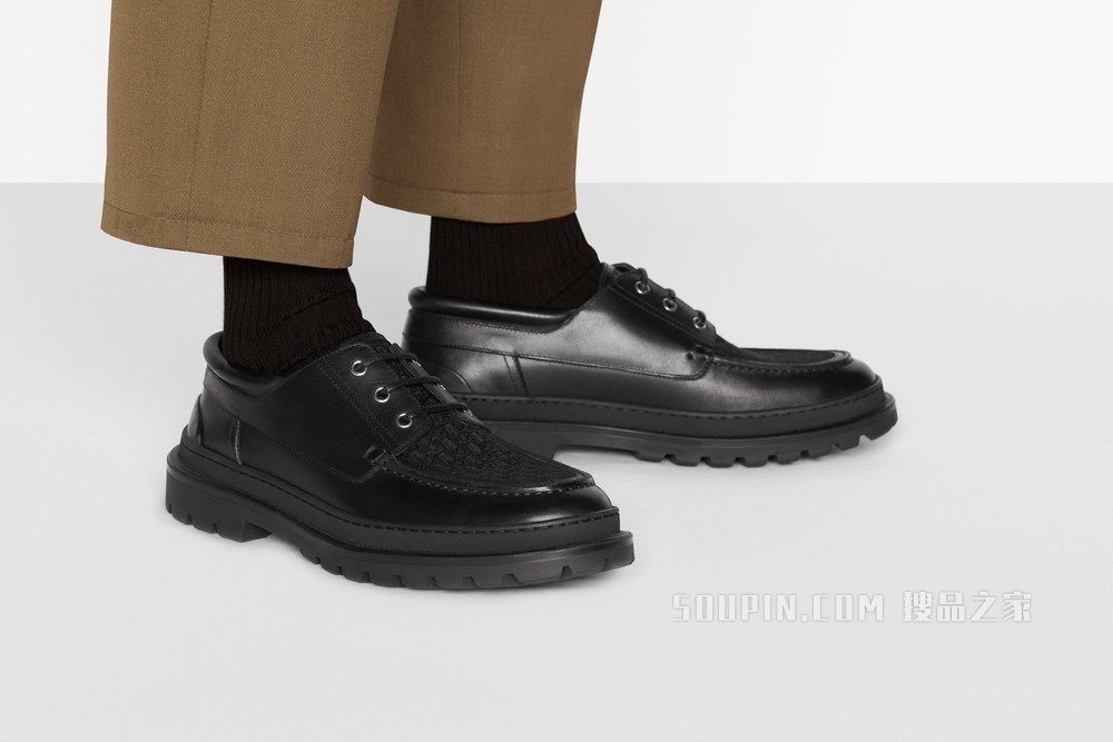 Dior Explorer 船鞋 黑色光滑牛皮革和 Oblique 印花