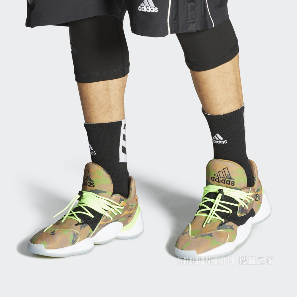 Harden Vol. 4 - Daniel Patrick 篮球场上运动鞋