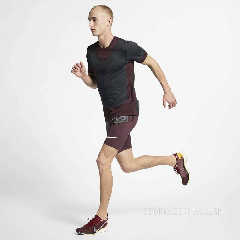 Nike Gyakusou 男子短袖上衣