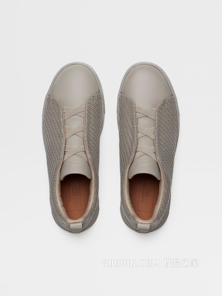 浅灰色 PELLE TESSUTA™ Triple Stitch 运动鞋