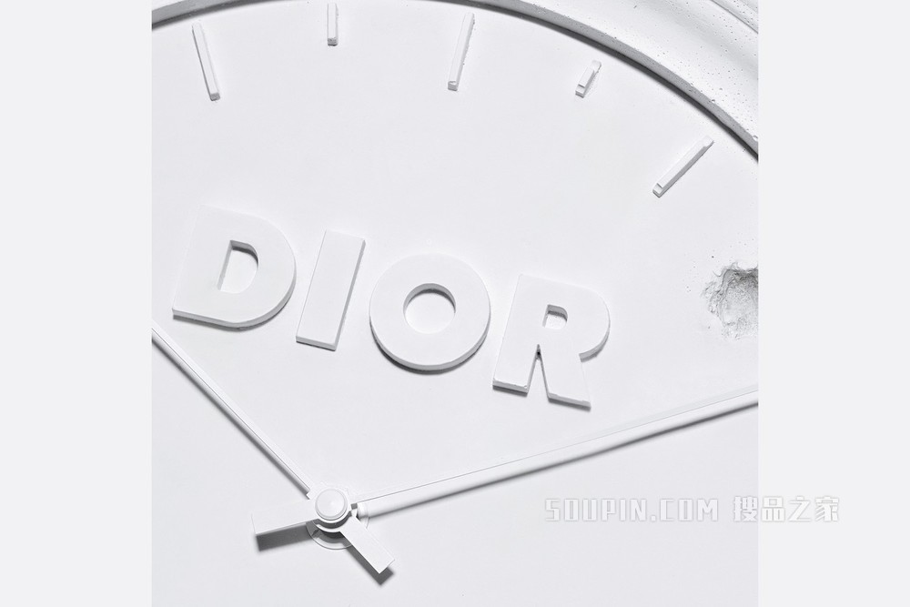 DIOR AND DANIEL ARSHAM 未来遗迹 蚀刻时钟