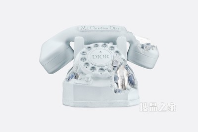 DIOR AND DANIEL ARSHAM 未来遗迹 蚀刻电话