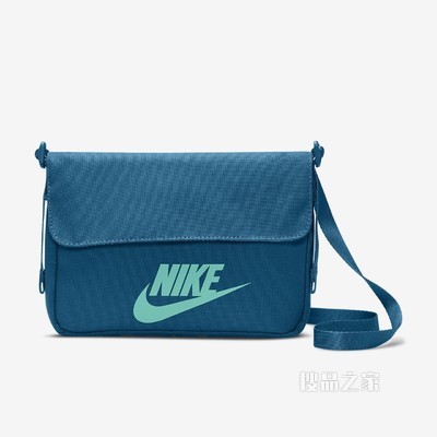 Nike Sportswear Futura 365 Crossbody 单肩包