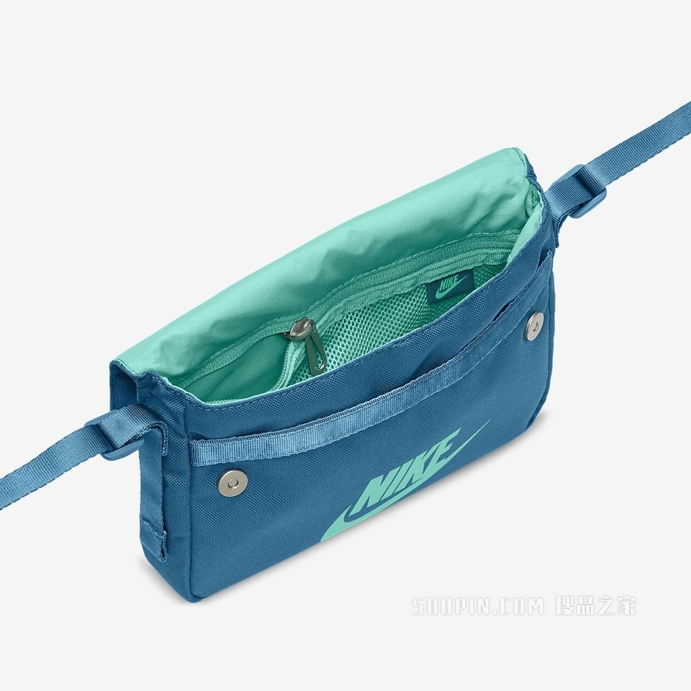 Nike Sportswear Futura 365 Crossbody 单肩包