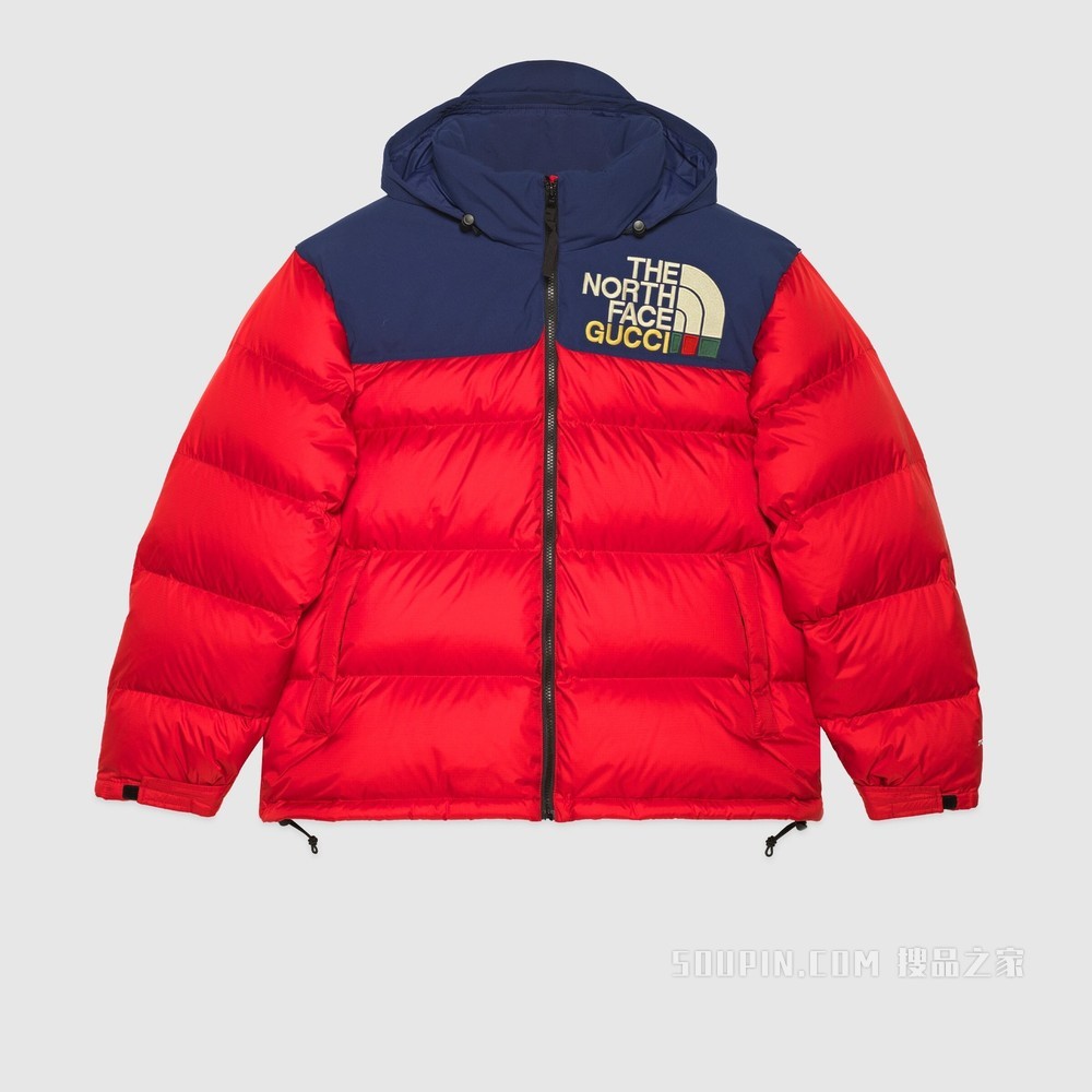 The North Face x Gucci联名系列羽绒夹克 红色和蓝色