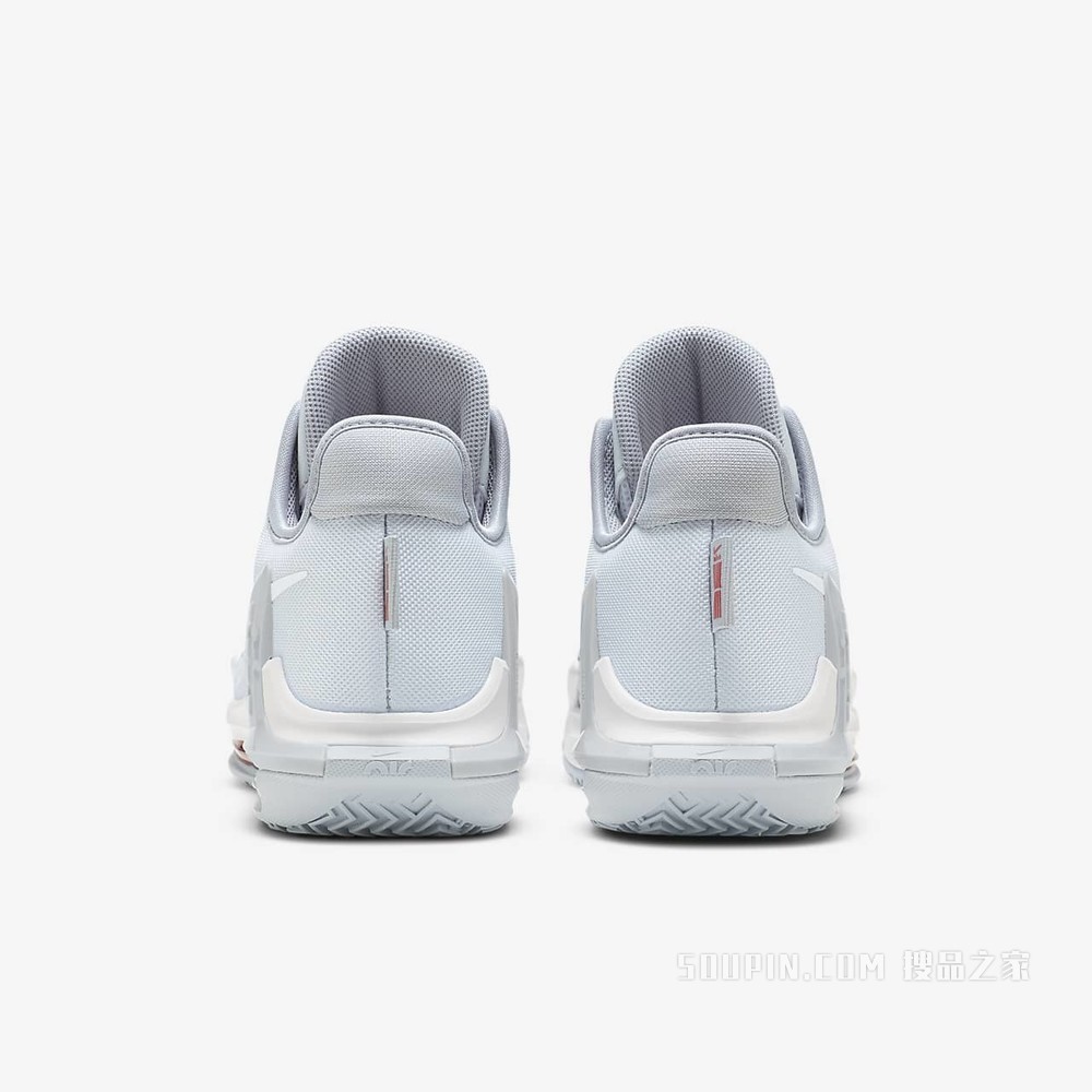 LeBron Witness VI EP 男子篮球鞋