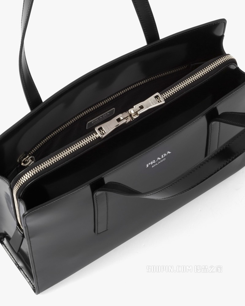 Prada Re-Edition 1995 亮面皮革中号手提包