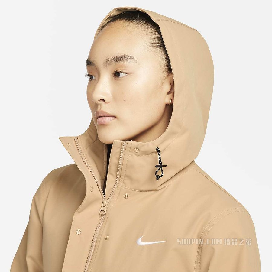 Nike Sportswear Essential Storm-FIT 女子梭织外套夹克