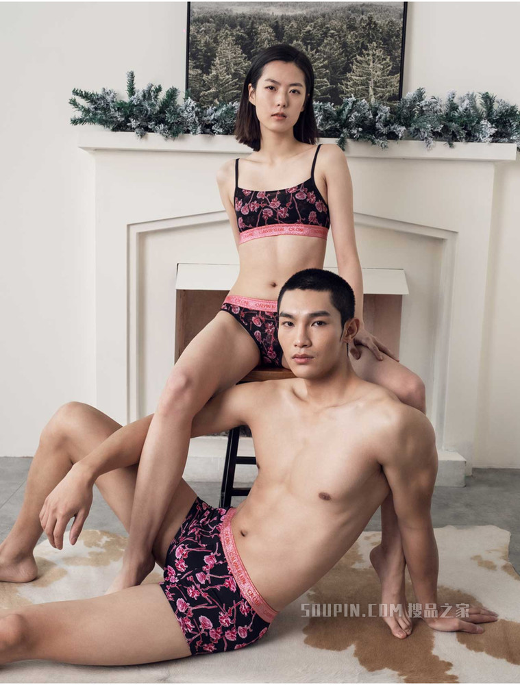 【情人节系列One有引力带】Calvin Klein 男炫粉玫瑰印花平角内裤NB2980