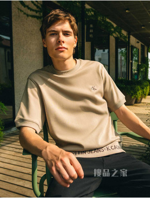 Calvin Klein 男装全棉圆领LOGO罗纹摆围短袖卫衣J319639