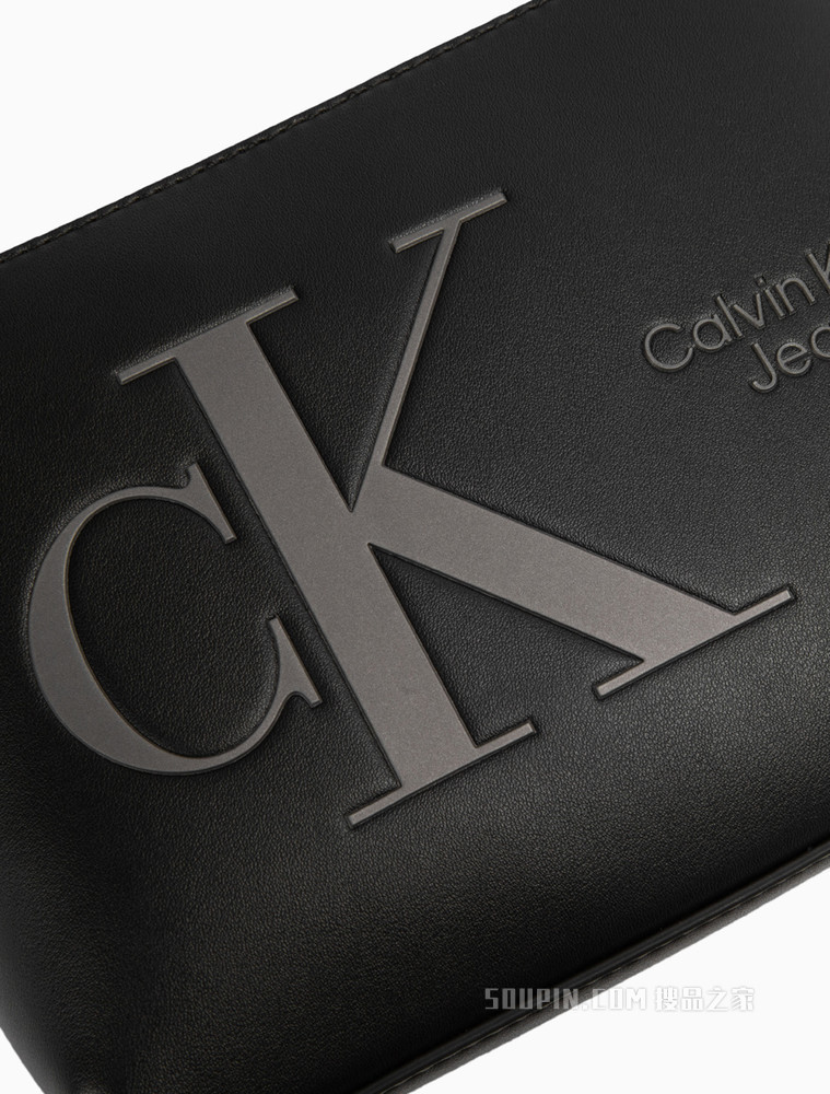 Calvin Klein 女士哑光压纹LOGO拉链链条单肩斜挎包DH3104