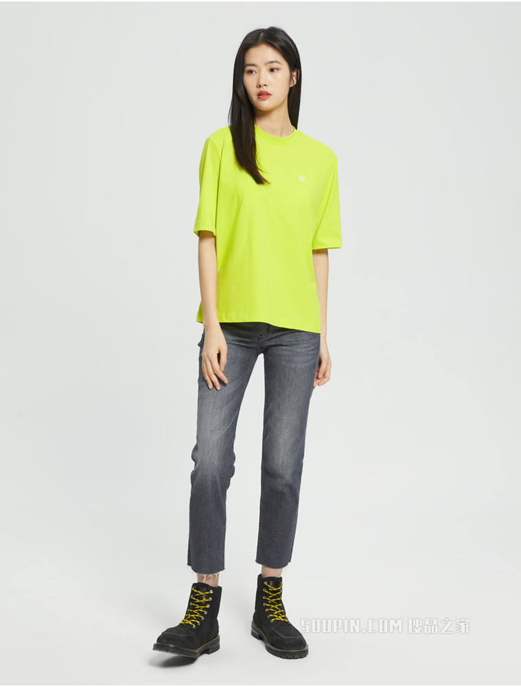 Calvin Klein 女士圆领纯棉立体LOGO徽标中袖T恤J218869