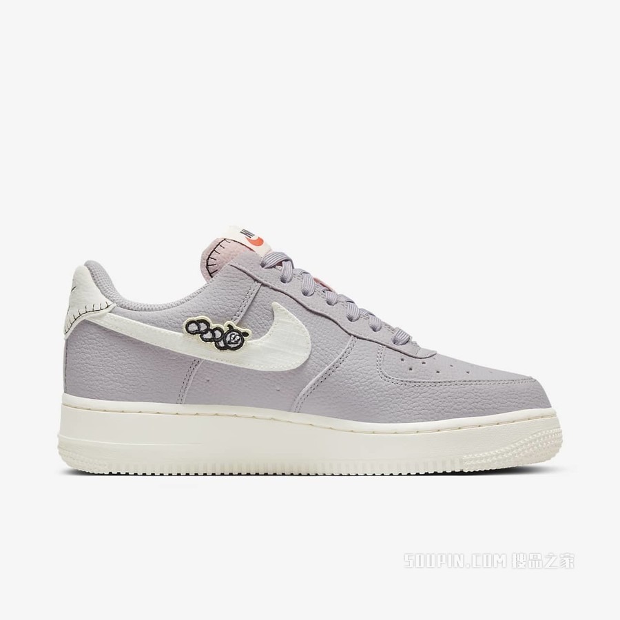 Nike Air Force 1 '07 SE NN 女子运动鞋