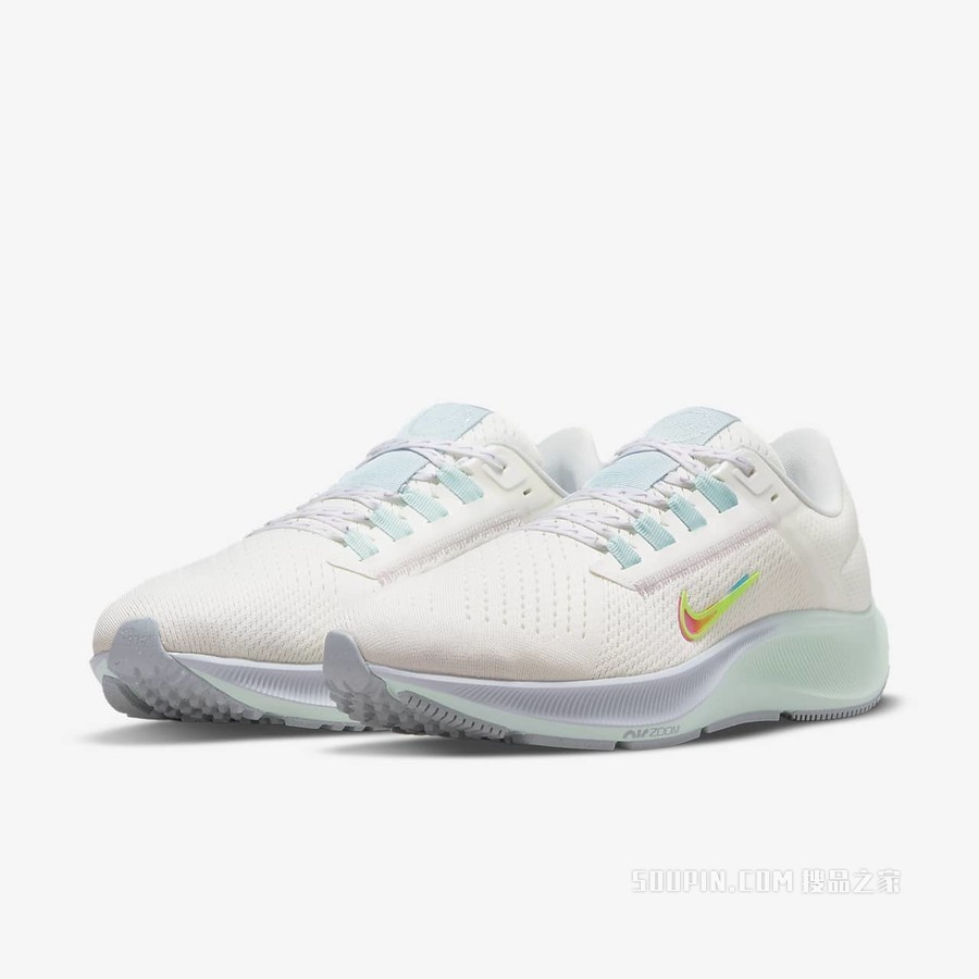 Nike Air Zoom Pegasus 38 PRM 女子跑步鞋